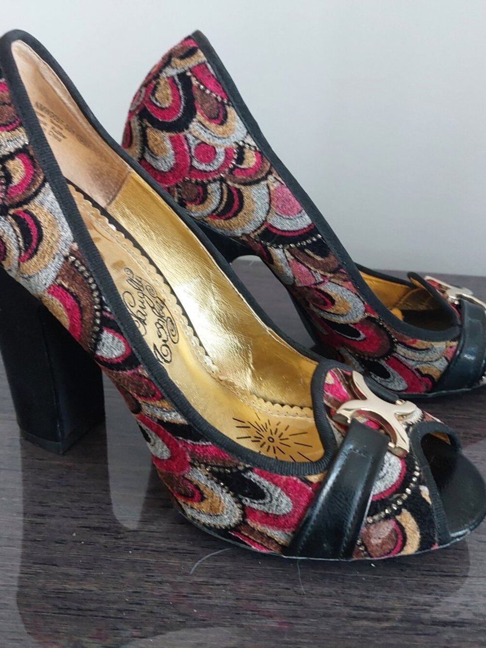 Naughty Monkey pumps, size 9-9.5